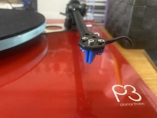 Rega Planar 3 Red - Image 3
