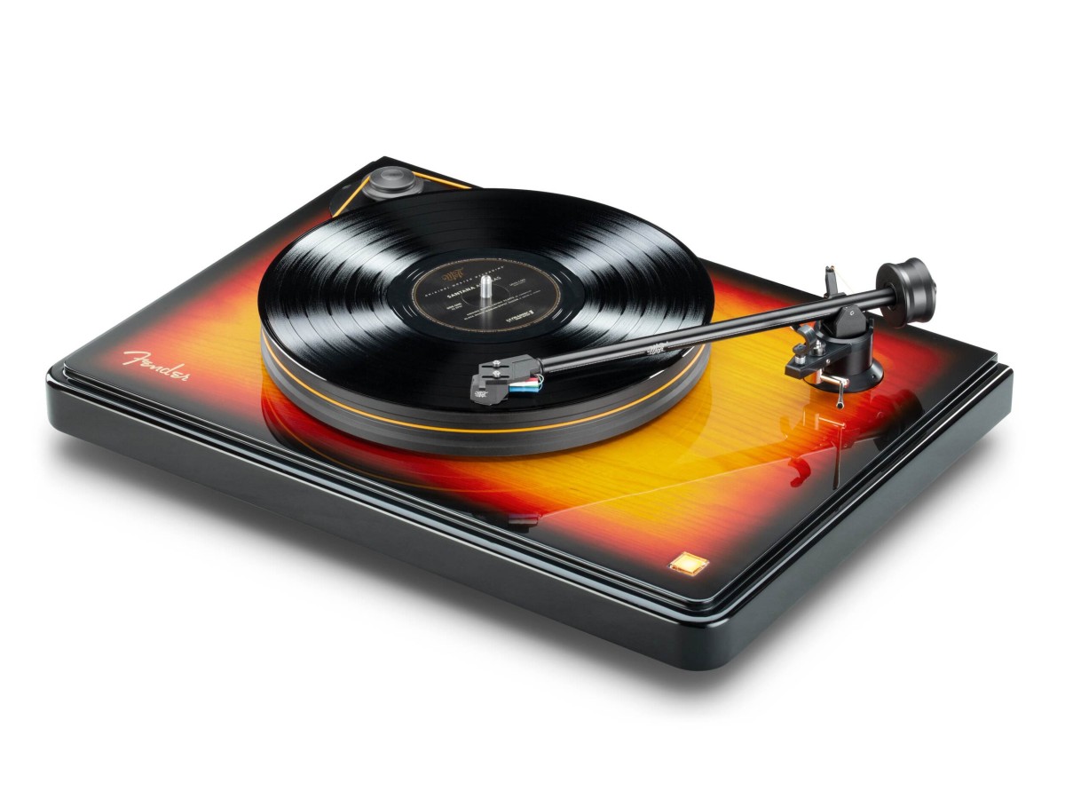 Fender x MoFi PrecisionDeck Limited Edition Turntable Coming Soon to AV World